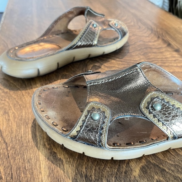 Cole Haan Slides/Sandals with Nike sole - Picture 3 of 4